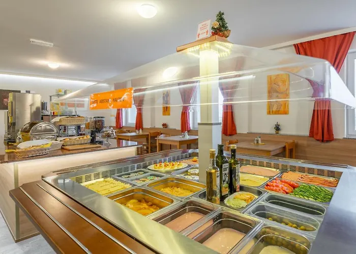 Oekotel Treffpunkt Hotell *