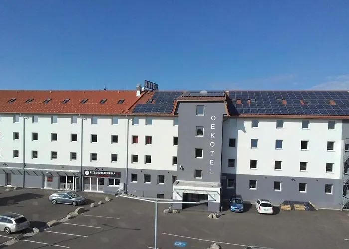 Oekotel Treffpunkt Hotel *